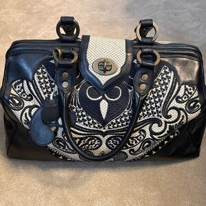 Isabella Fiore Black and Cream Satchel travel bag